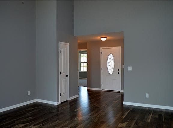 3rd image of 220 Fox Mdw Lot 220