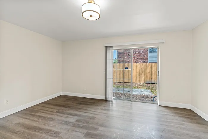 3329 Mayflower St #3331 — Photo 10