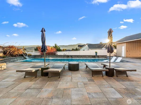 12 Elizabeth Court, Wenatchee, WA 98801