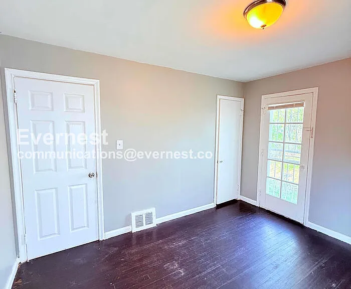 8270 Trinity St — Photo 24