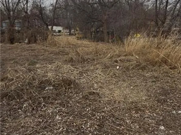 1817 Dalton St, Saint Joseph, MO 64501