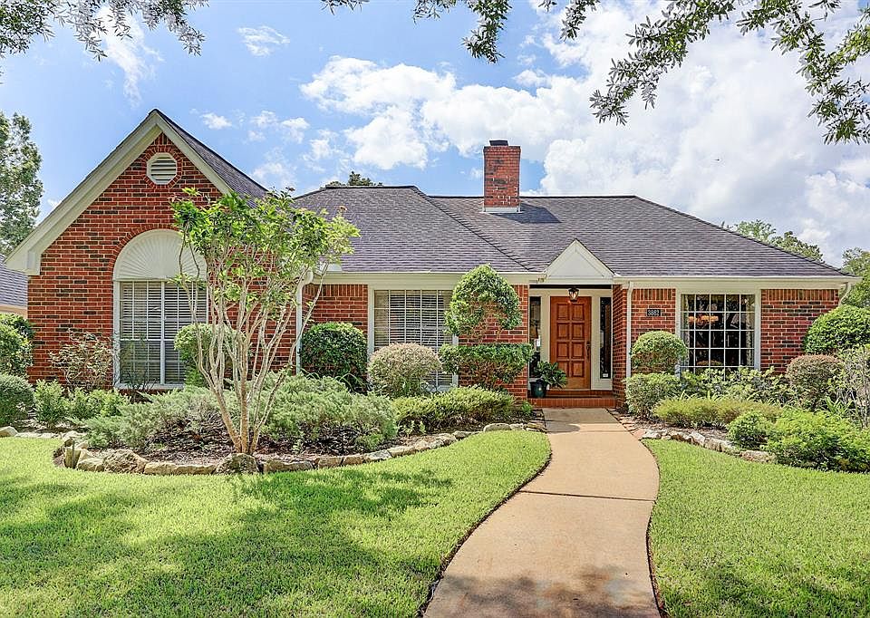 1st image of 3862 W Wisteria Cir