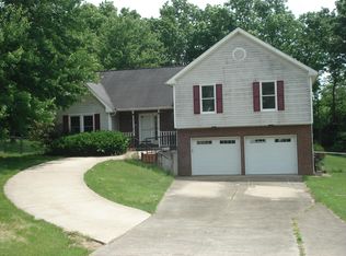 111 Sheppard Ct, Georgetown, KY 40324