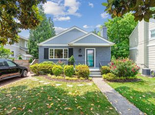 2502 Cameron Mills Rd, Alexandria, VA 22302