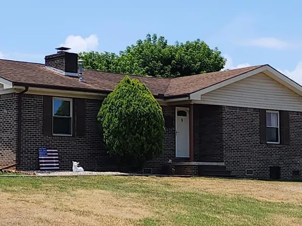 18 Rogers Cir, Castlewood, VA 24224