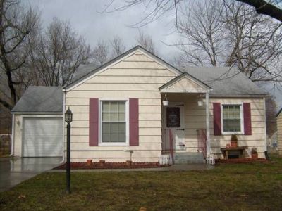 124 Sunset Dr, Junction City, KS, 66441