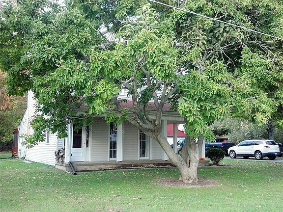 4th image of 157 Clark Ave