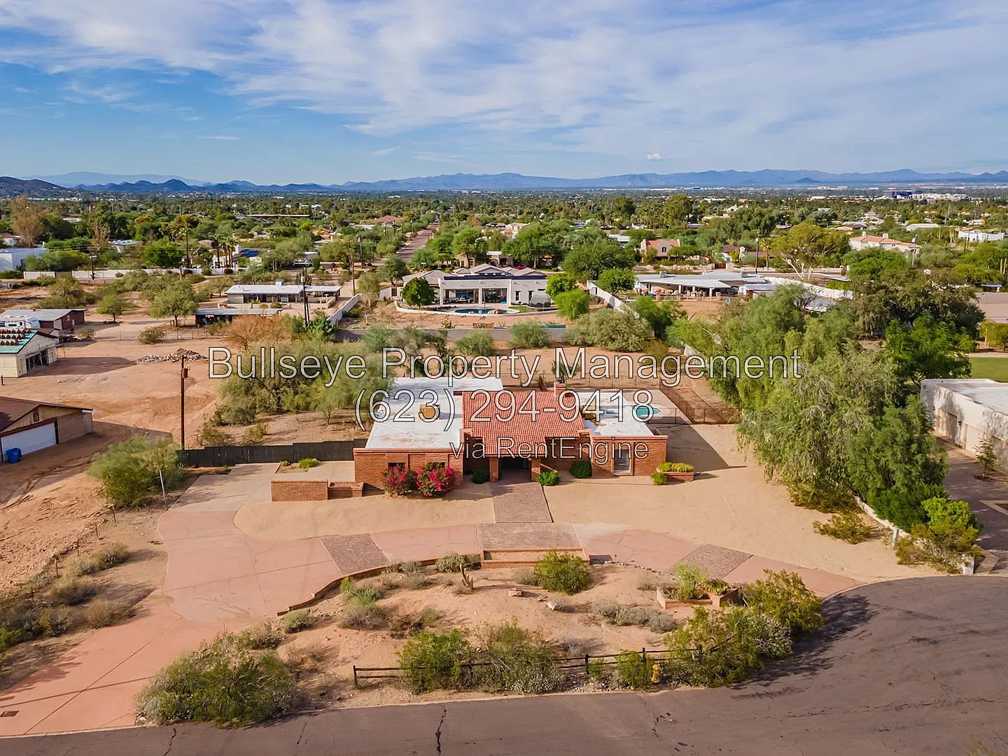 3 bed, 2.0 bath, 2900 sqft, $4,200 — Photo 3