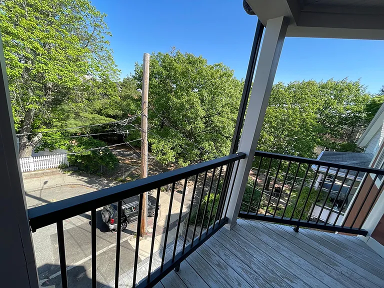 40 Thorndike St — Photo 21