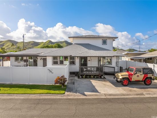 552 Kalolina St, Kailua, HI 96734