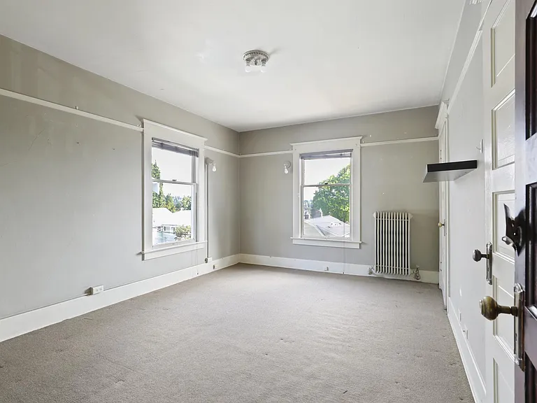 5010 18th Ave NE — Photo 11