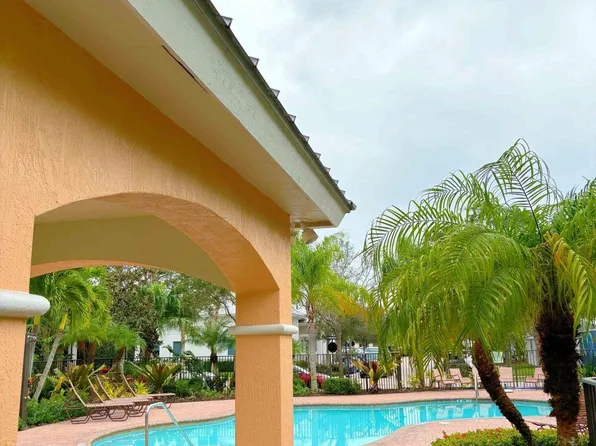 10440 SW Stephanie Way APT 211, Port Saint Lucie, FL 34987