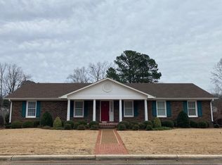 3618 Lipscomb Dr, Florence, AL 35633