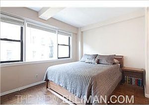 4th image of 220 E 67th St APT 5J