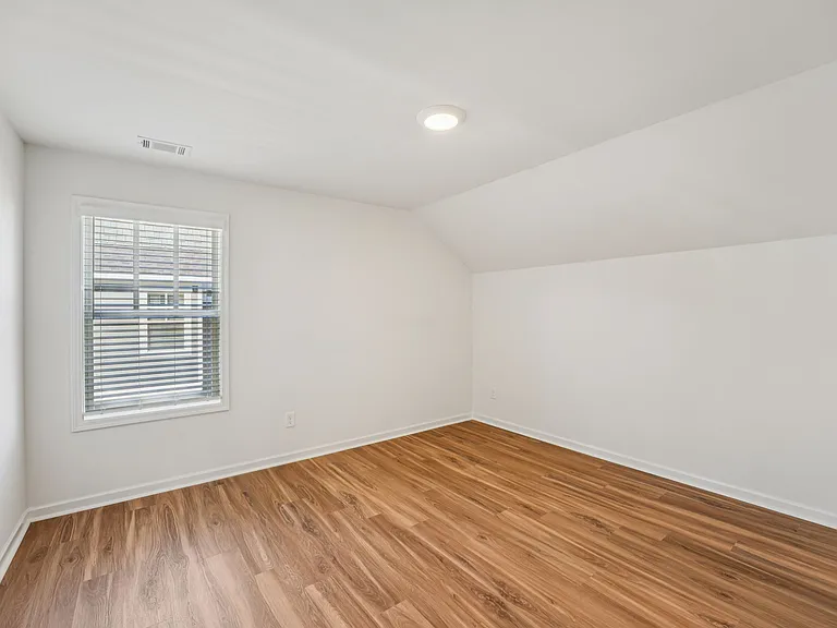 Quinn Residences at Dorchester Place — Photo 207