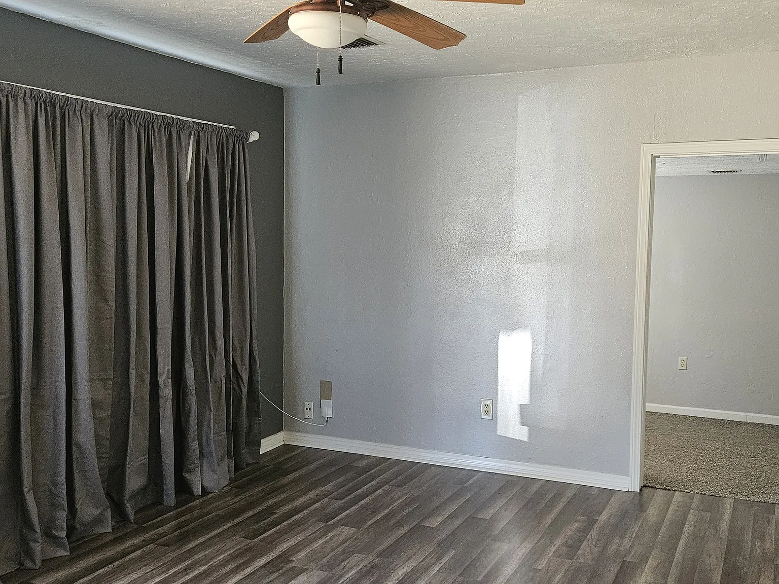 3 bed, 900 sqft, $1,250 — Photo 3