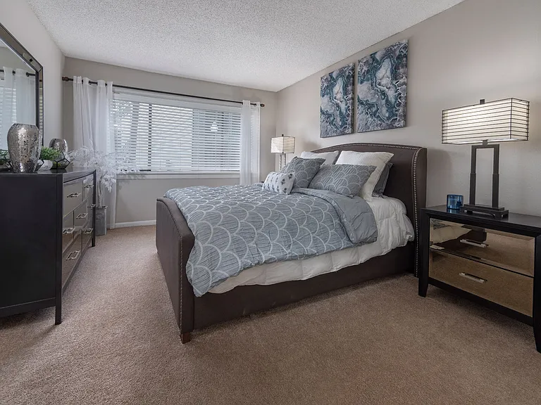 Enclave at Lake Ellenor — Photo 8