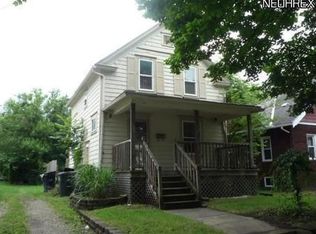 1055 Berwin St, Akron, OH 44310