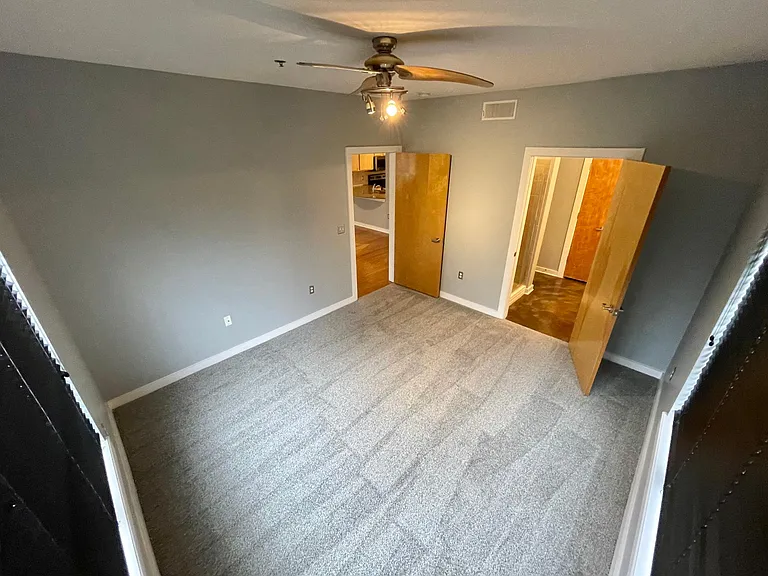 1803 Broadway #502 — Photo 9