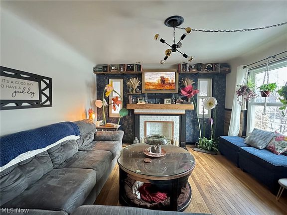 5th image of 7610 Renwood Dr