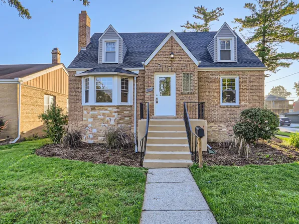 2251 S 18th Ave, Broadview, IL 60155