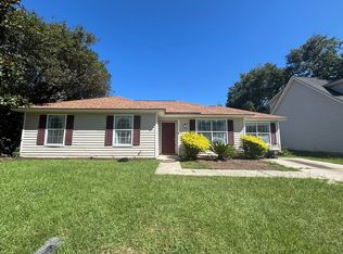 104 Laurelwood Dr, Savannah, GA 31419