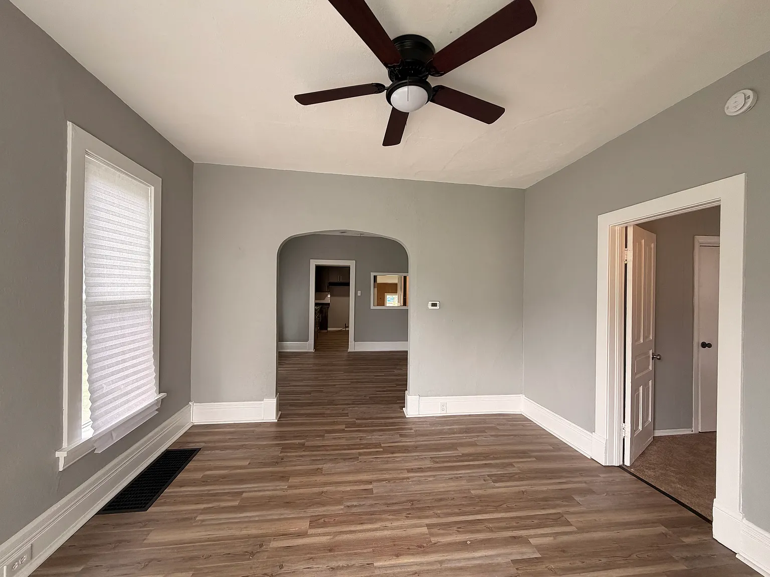 3 bed, 1004 sqft, $1,125 — Photo 3