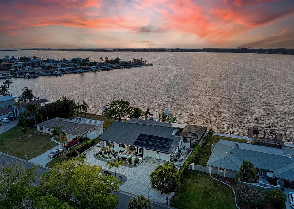 1st image of 5207 Bay State Rd