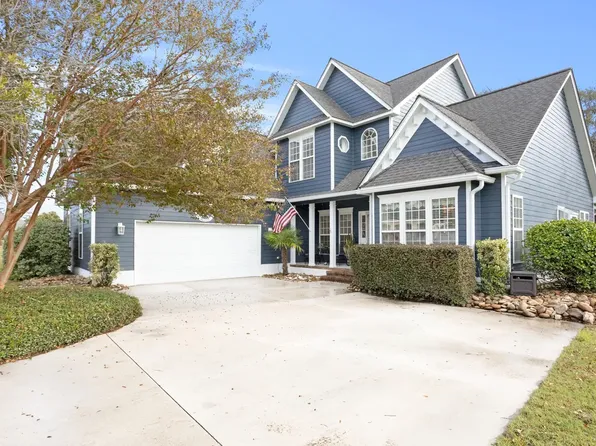 111 Fawn Creek Ct, Cedar Pt, NC 28584