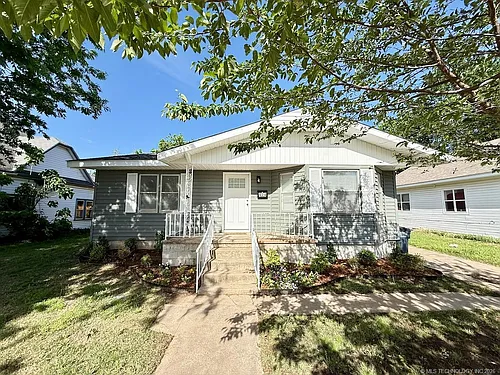 424 N Market Ave Photo 1