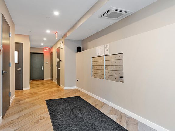 3rd image of 83-67 116th St #101