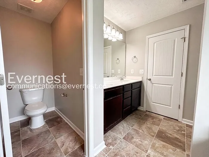 5247 Seward Crossing Blvd — Photo 18
