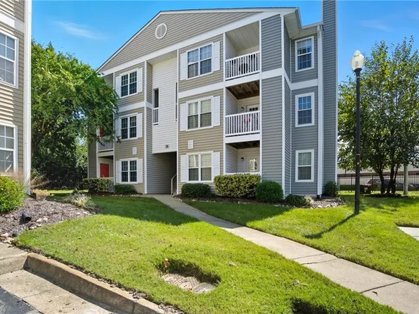 1833 Chantilly Ct #305, Virginia Beach, VA 23451