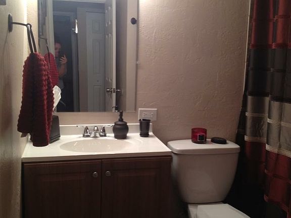 Guest bathroom 
