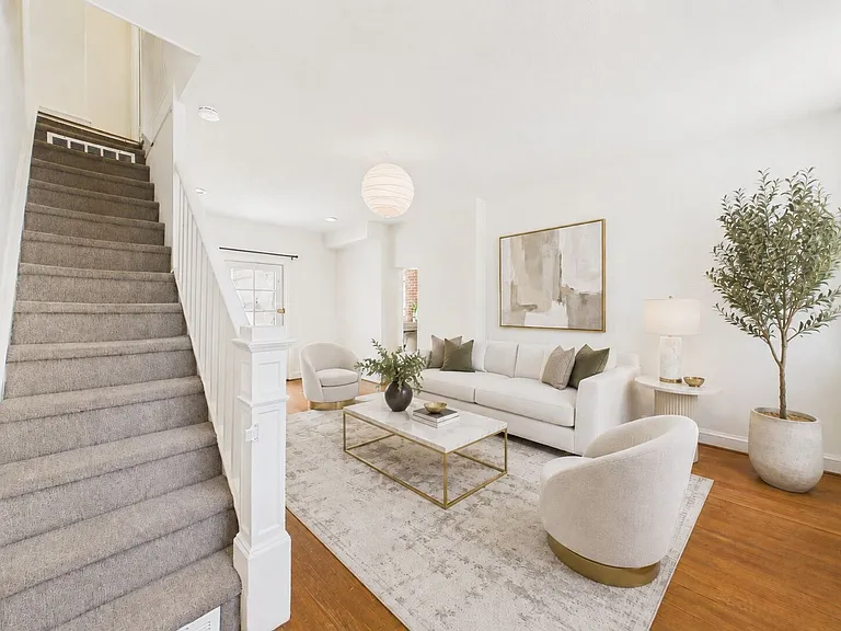242 Stamper St — Photo 6