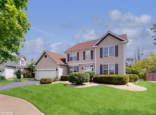 1208 Amaranth Dr, Naperville, IL 60564