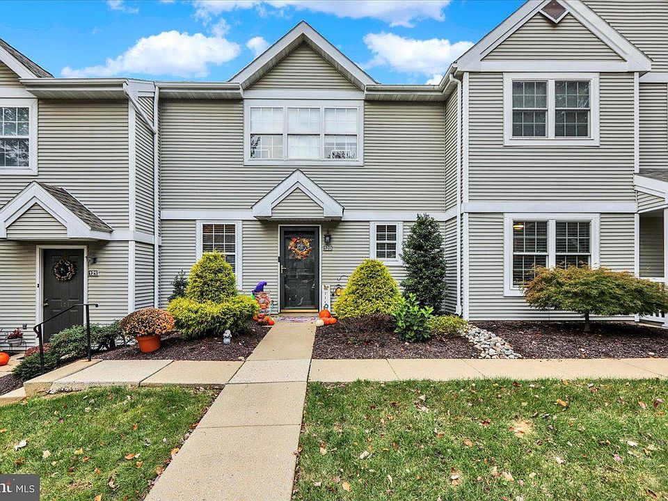 1st image of 120 Laurel Ct
