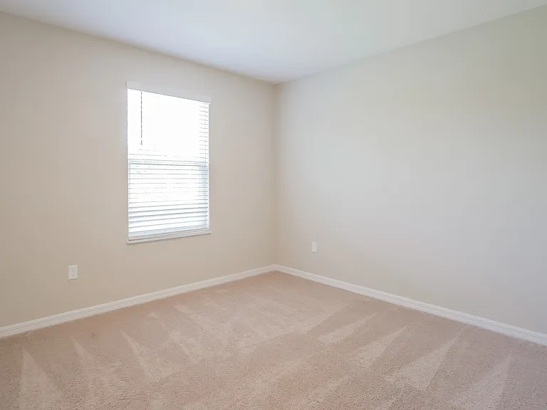 353 Fellbrook Dr — Photo 9