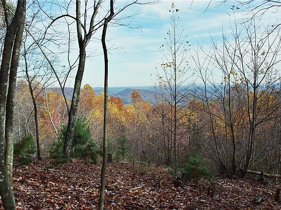 3rd image of 13 Overland Trl Lot 13