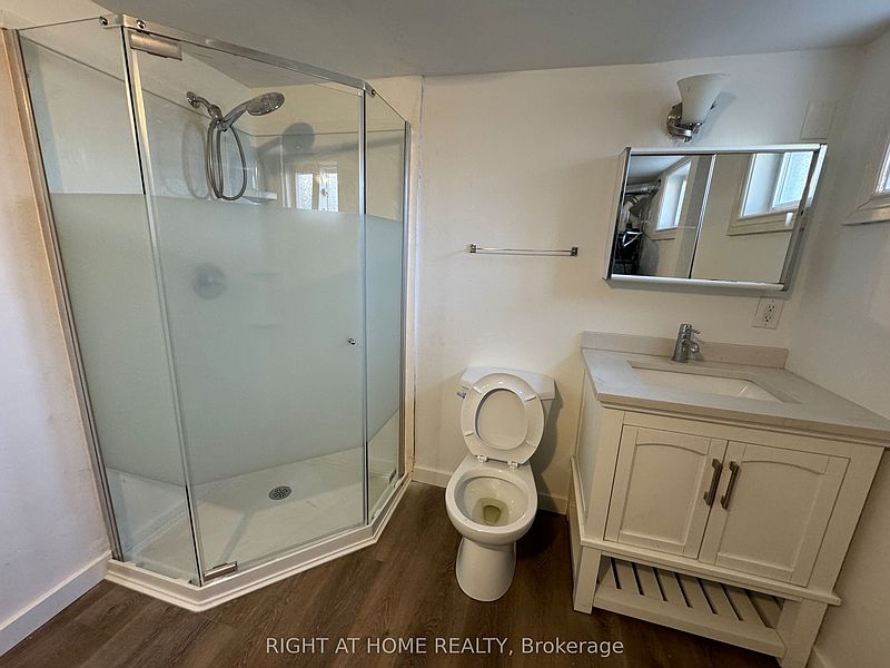 Kitchener House for rent - 1 Bedroom — photo 15