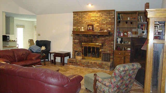 2nd image of 1509 Capetown Dr