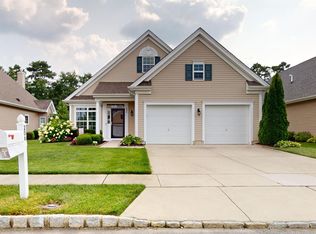 206 Ivy Rd, Egg Harbor Township, NJ 08234