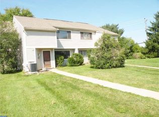 402 Heritage Dr, Harleysville, PA 19438