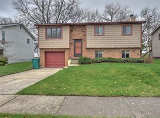 3654 Plover Dr, Decatur, IL 62526