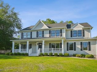 25B Fairmount Rd, New Providence, NJ 07974