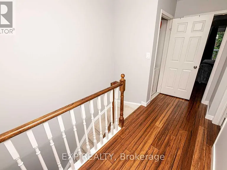 901 Kennedy Rd #8 — Photo 27