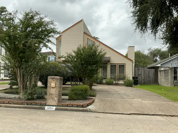 12911 Stillington Dr, Houston, TX 77015