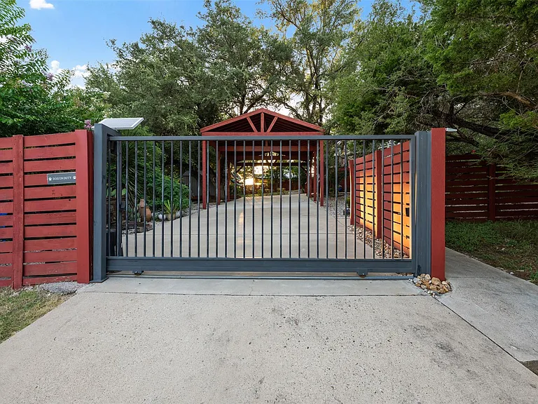 1204 Summit Edge Dr — Photo 25