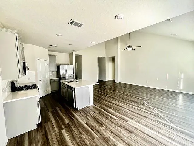 102 Ostracoda Ln — Photo 3