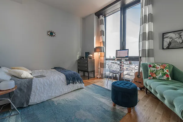 Rented by The KCI Group | media 82